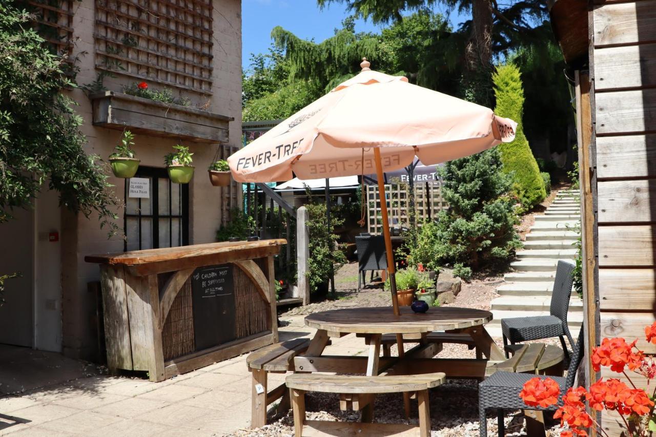 The Lamb Inn Crediton Extérieur photo