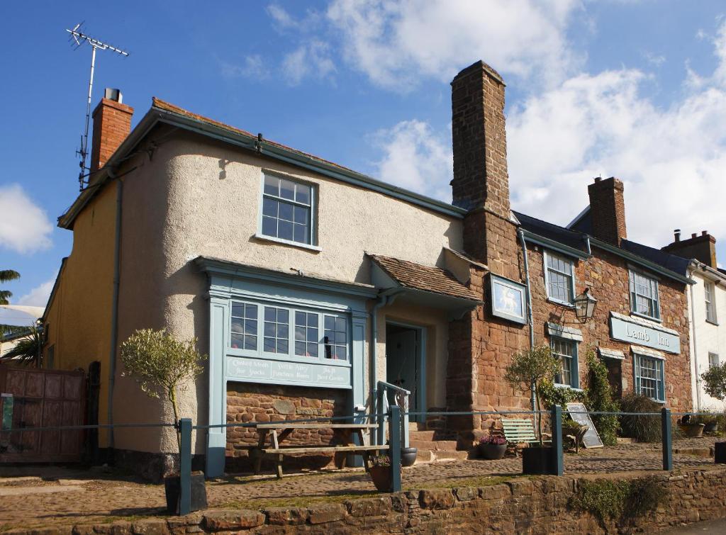The Lamb Inn Crediton Extérieur photo
