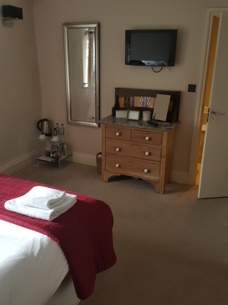 The Lamb Inn Crediton Extérieur photo