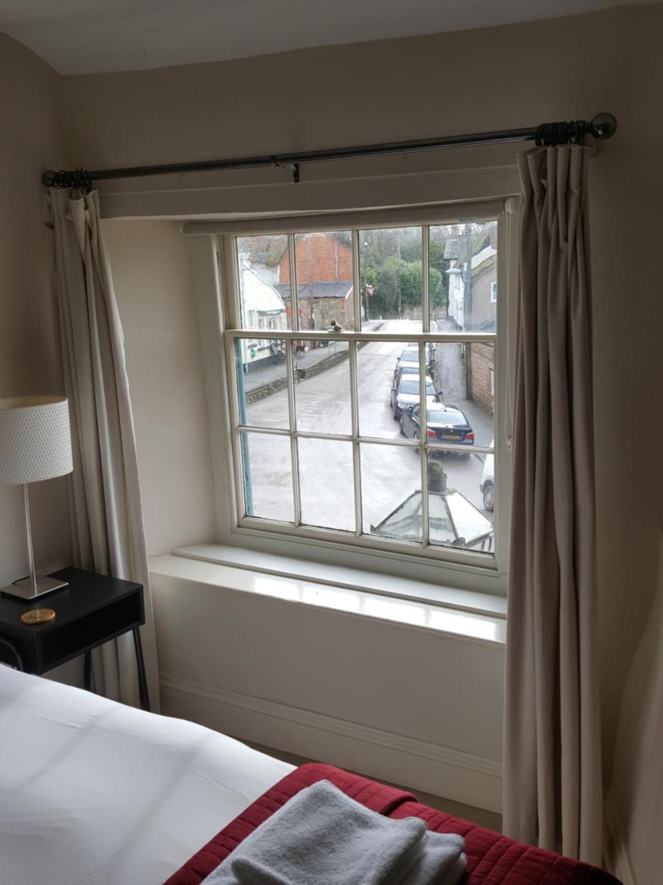 The Lamb Inn Crediton Extérieur photo