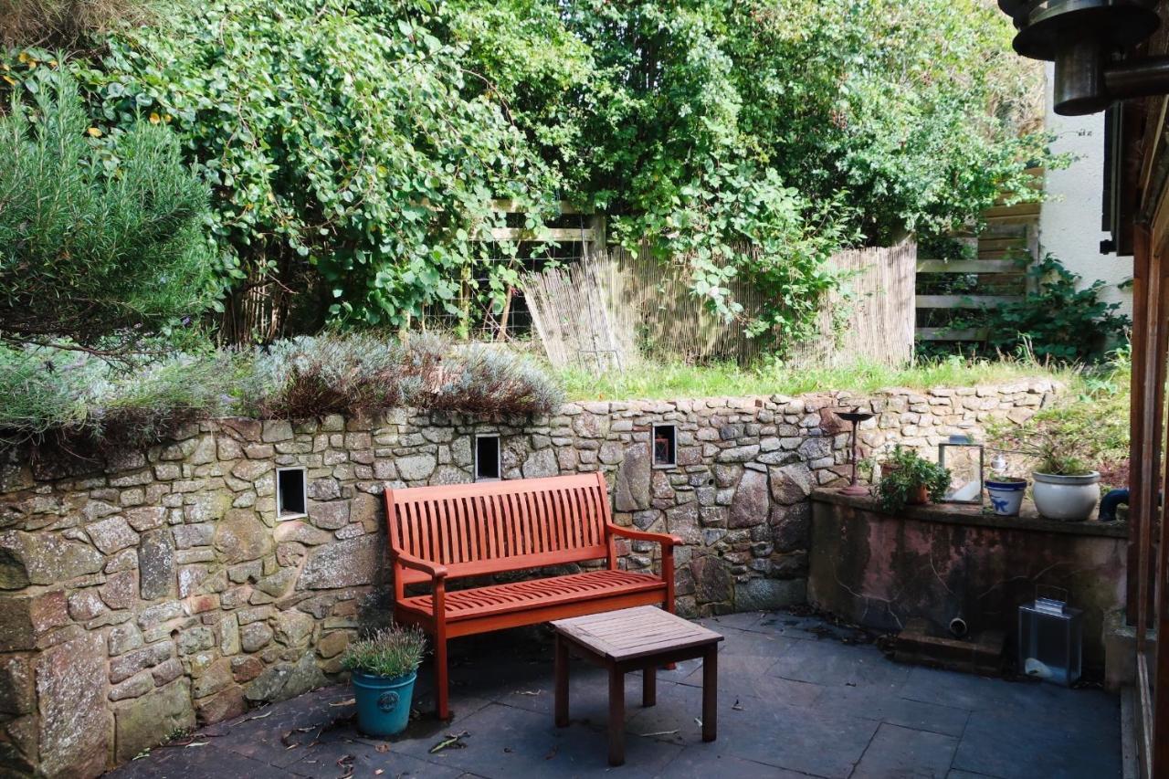 The Lamb Inn Crediton Extérieur photo